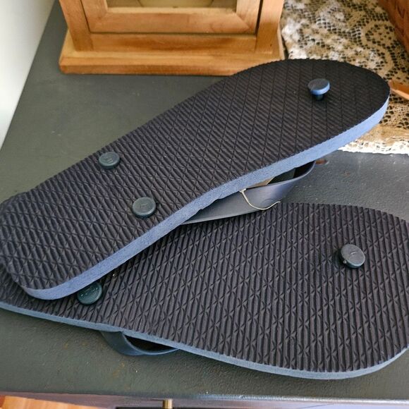 Men’s XXL Blue Flip Flops Size 10 11 NWT Lightweight Comfortable Summer NEW - Picture 4 of 6